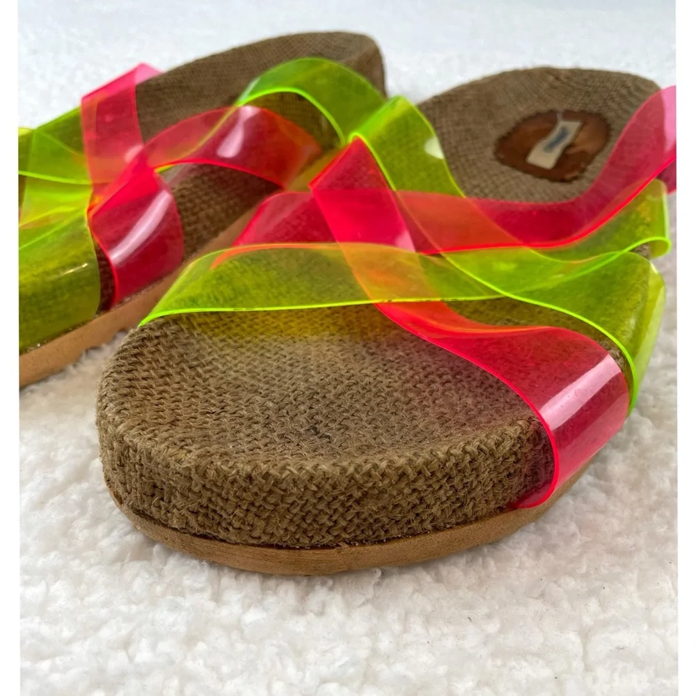 CHICCO RUIZ • Pink and Green Criss Cross Slip-On Sandals, 8.5 - Picture 12 of 16